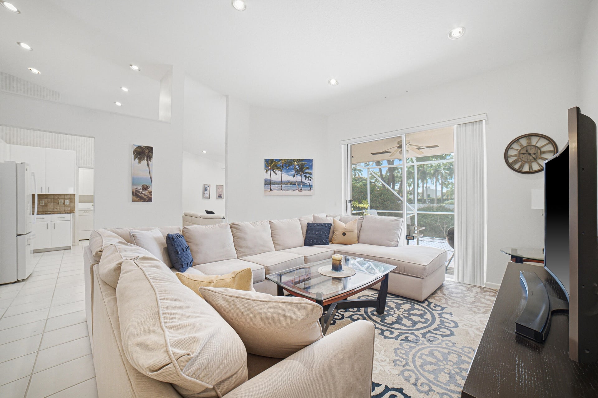  Residence photo 11