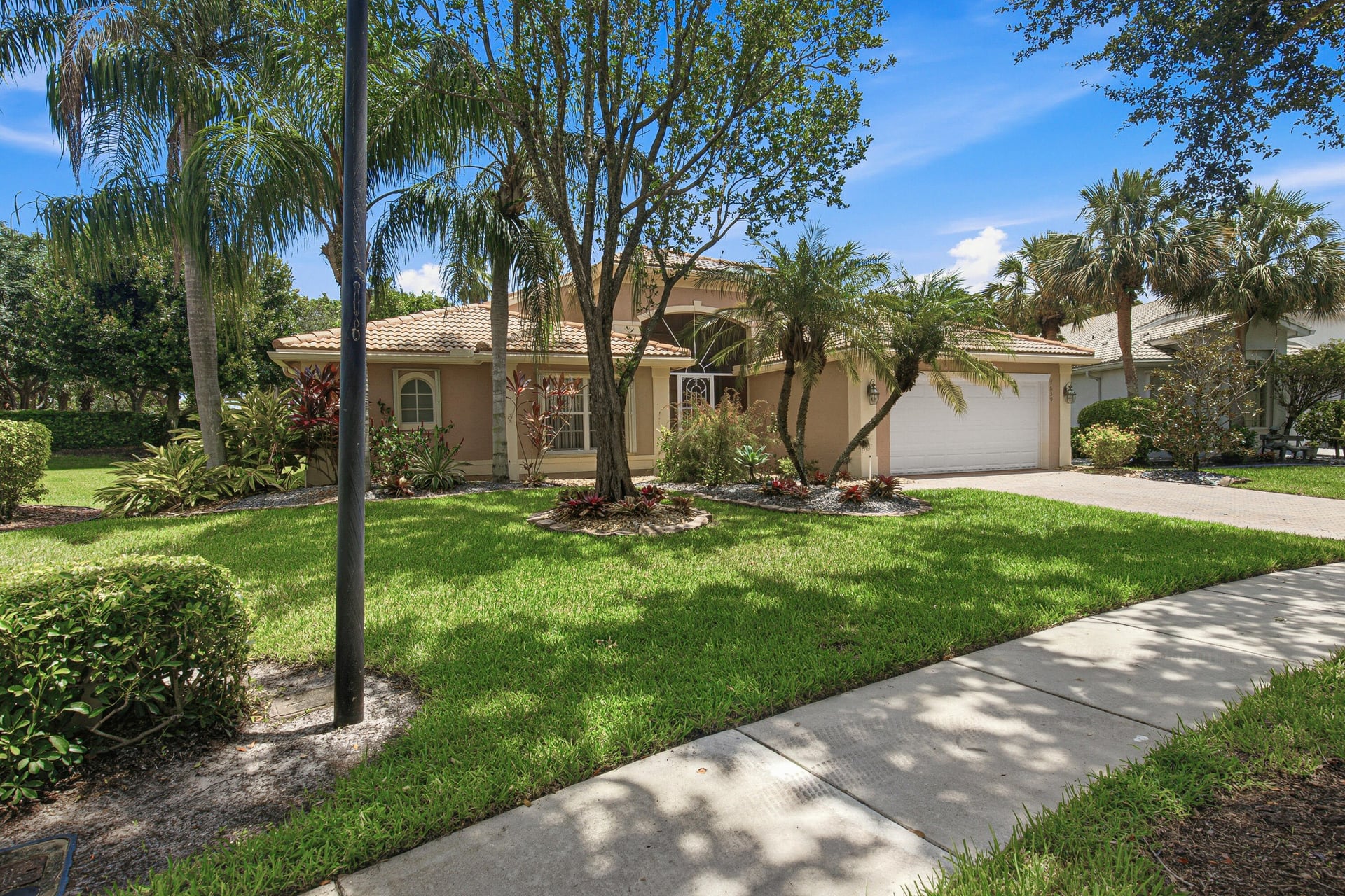 Residence photo 34