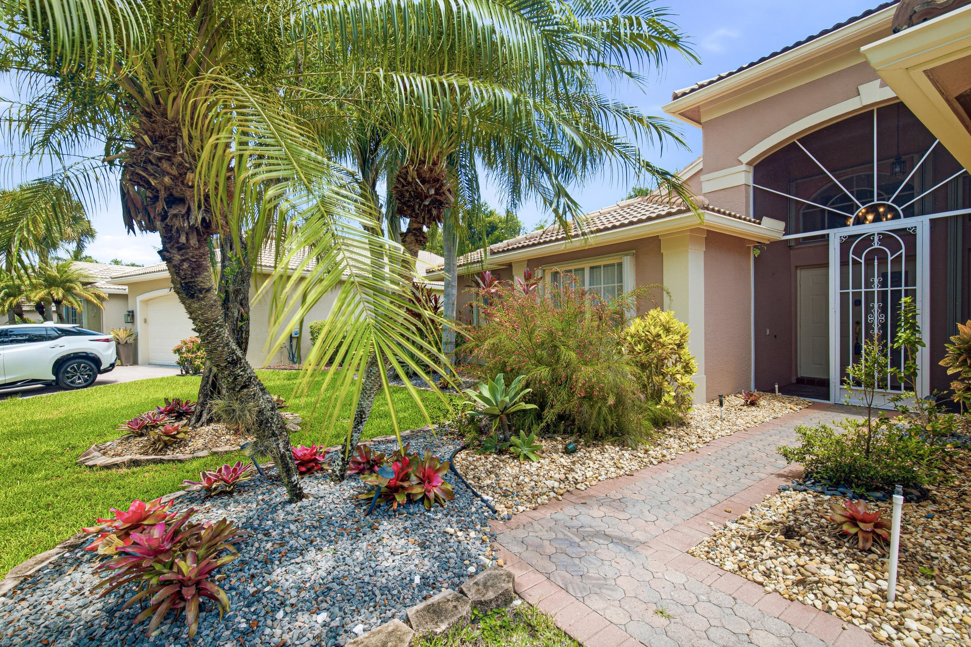  Residence photo 35