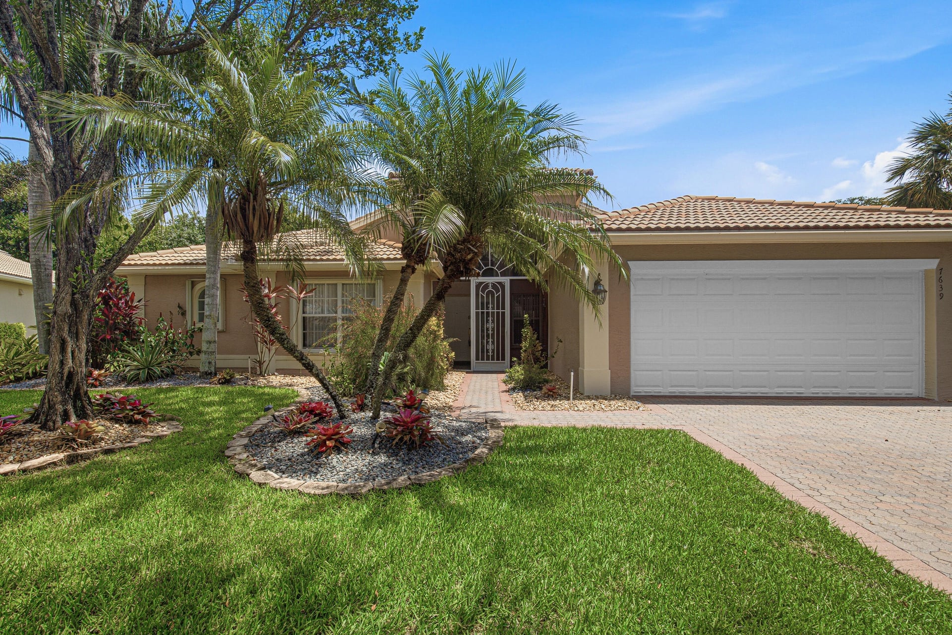  Residence photo 36