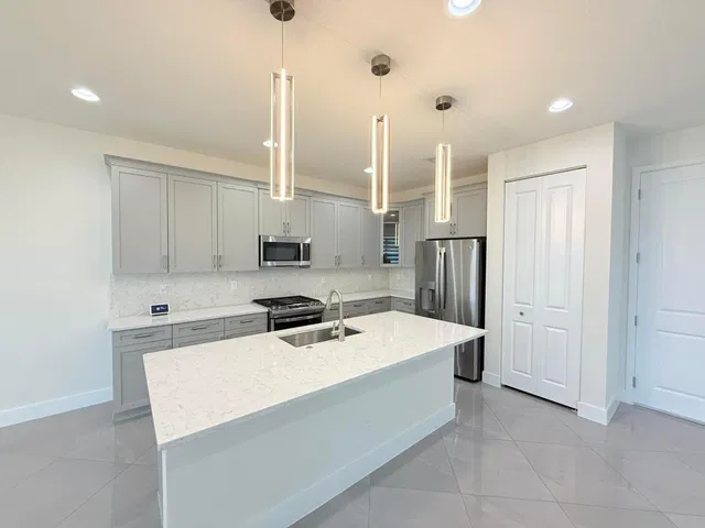 Residence photo 7