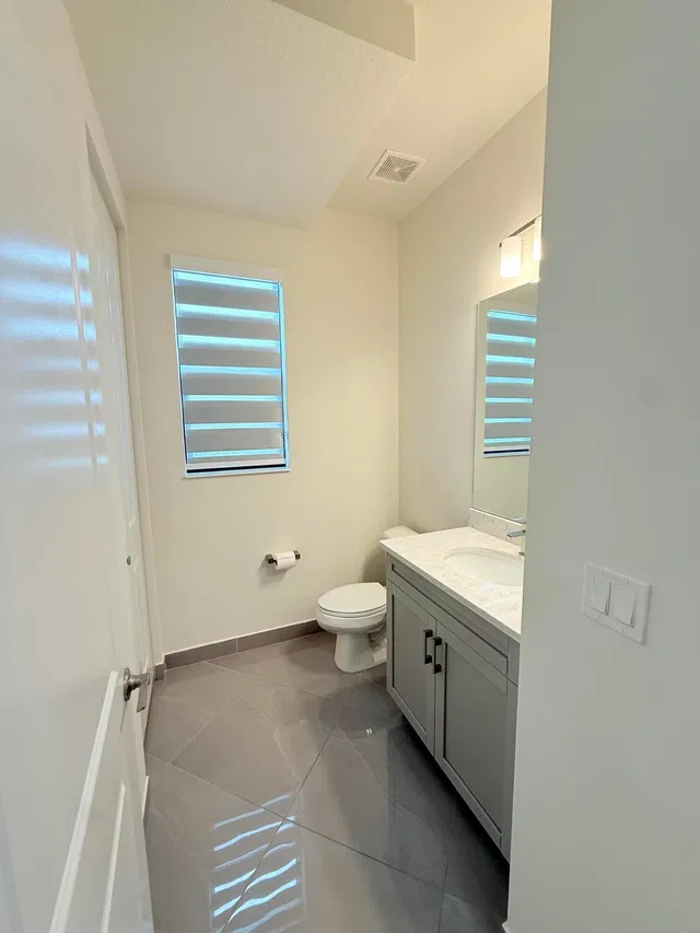 Residence photo 12
