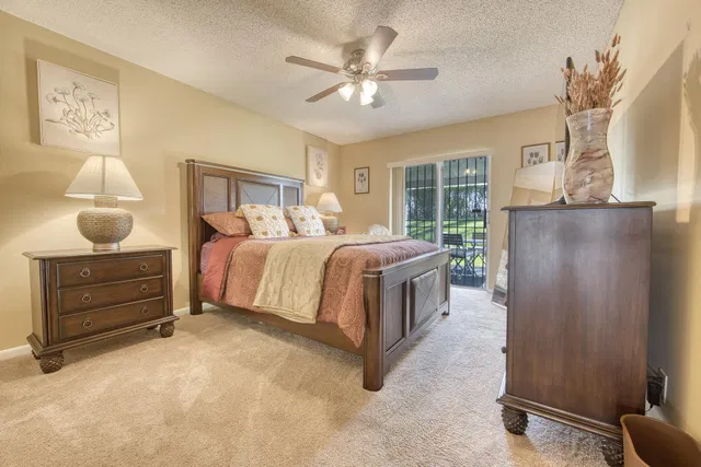 Residence photo 18