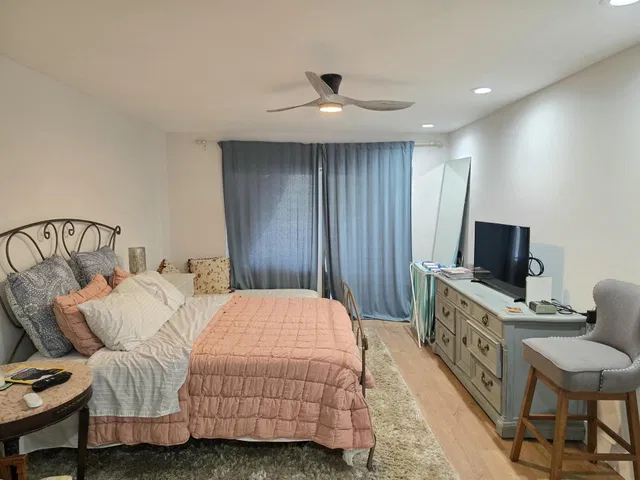 South Palm Beach Unit F405 photo 18