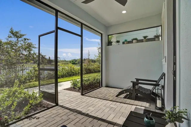 Residence photo 4