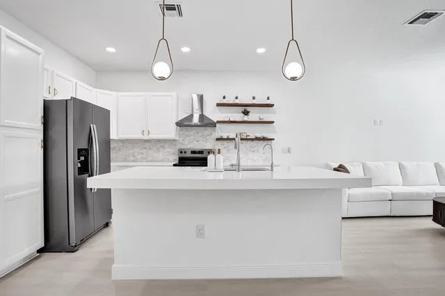 Residence photo 23