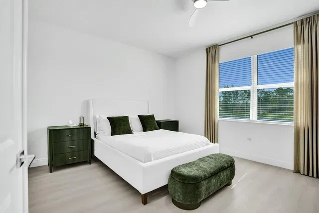 Residence photo 28