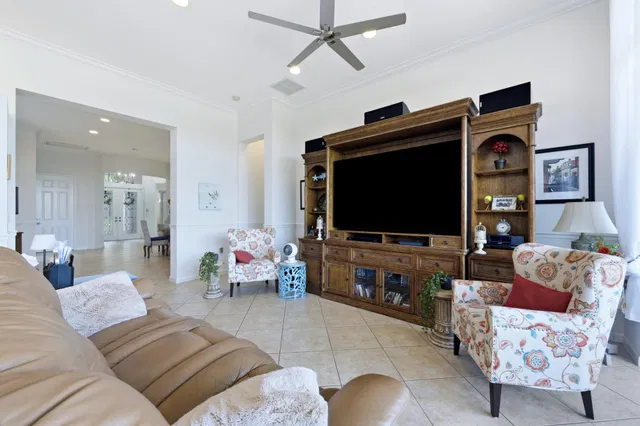 Residence photo 9