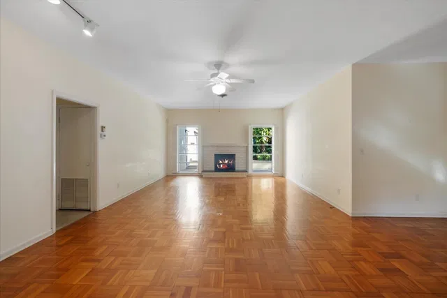 Sewall's Point Residence photo 10