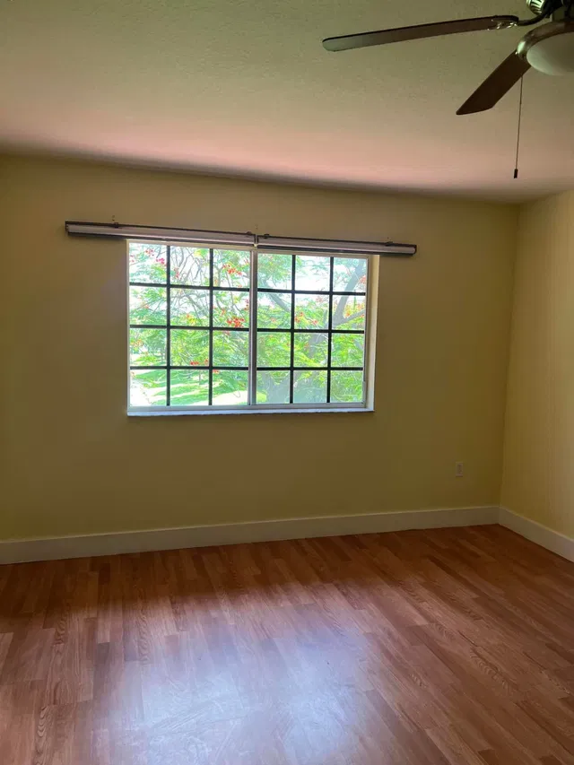  Residence photo 6