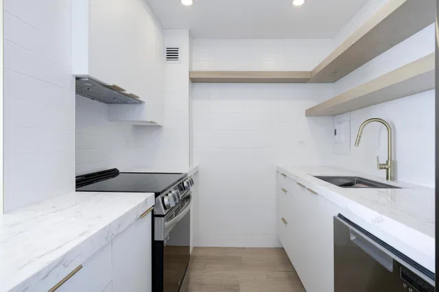 Old Northwood Unit 709 photo 6