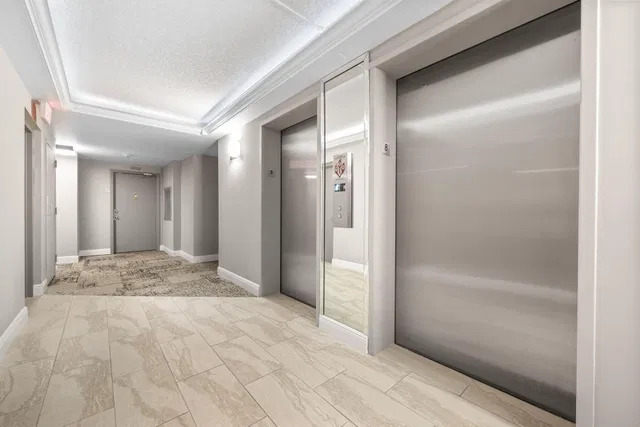 Unit Apt 607 photo 3