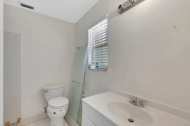  Residence photo 15