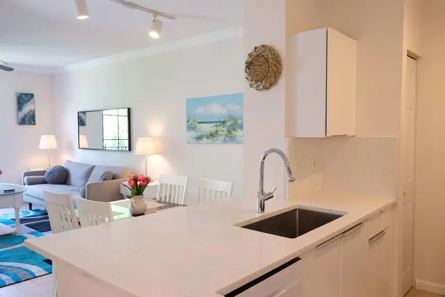 Courtyards in Cityplace Unit 514 photo 7