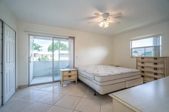 Residence photo 10