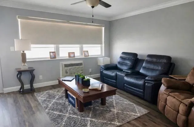  Residence photo 4