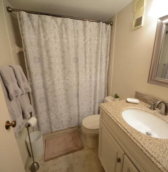 Unit B207 photo 13