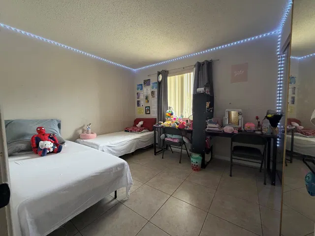  Unit 109 photo 10