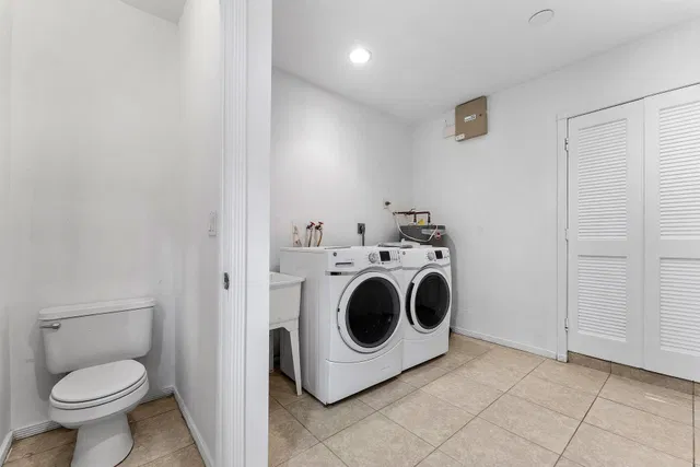  Residence photo 17