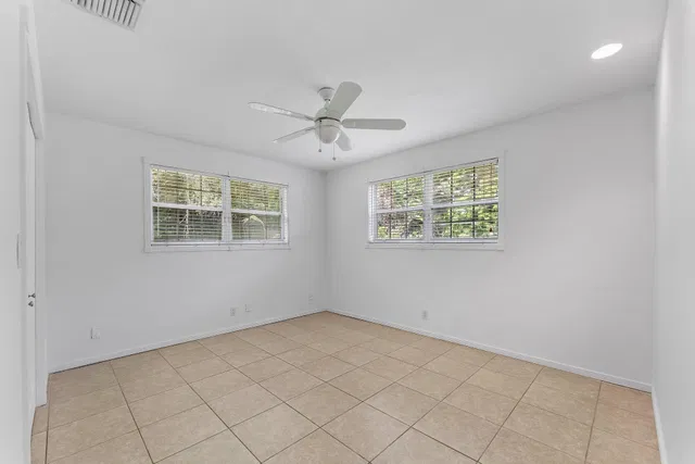  Residence photo 18