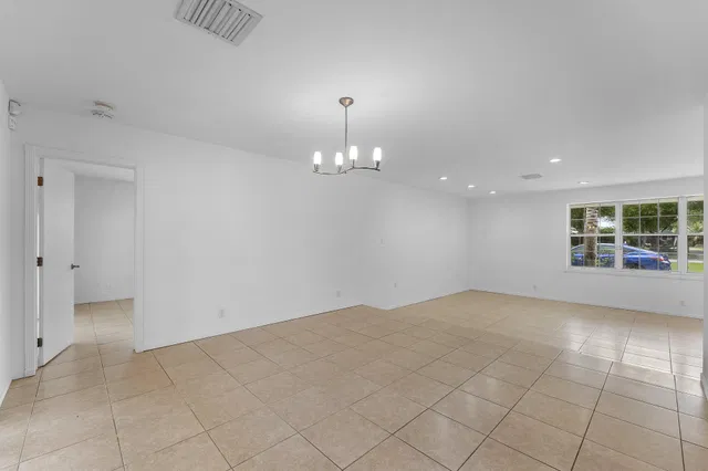  Residence photo 22