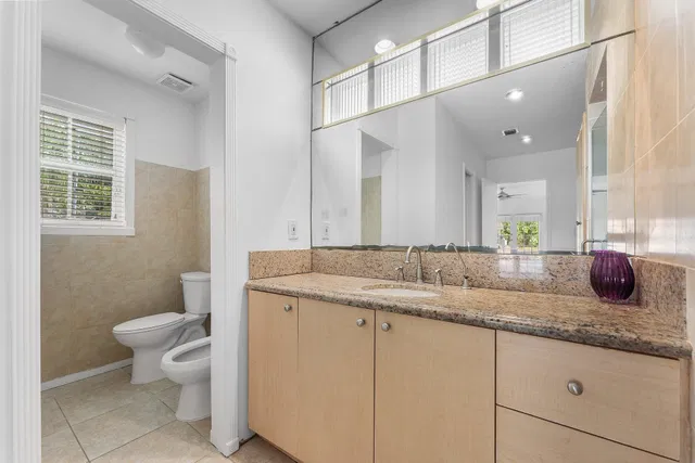  Residence photo 29