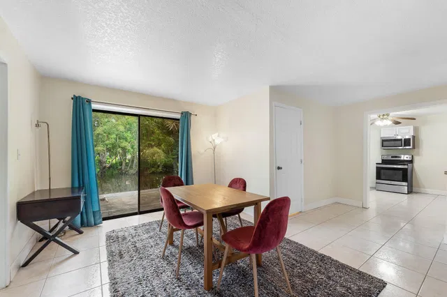  Residence photo 60