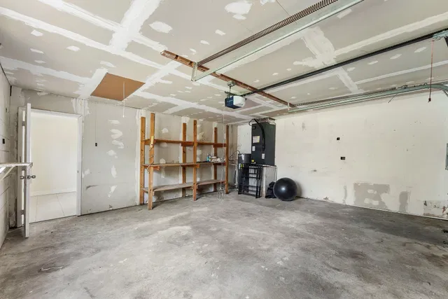  Residence photo 66