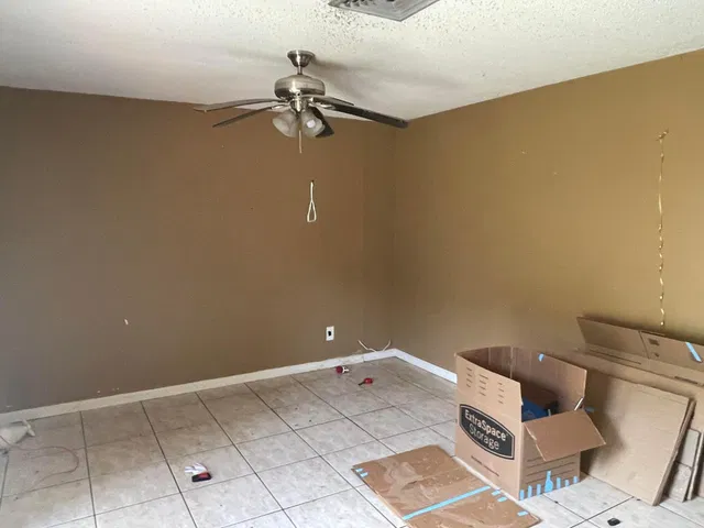 Residence photo 4