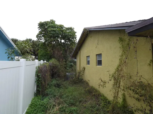 Residence photo 16