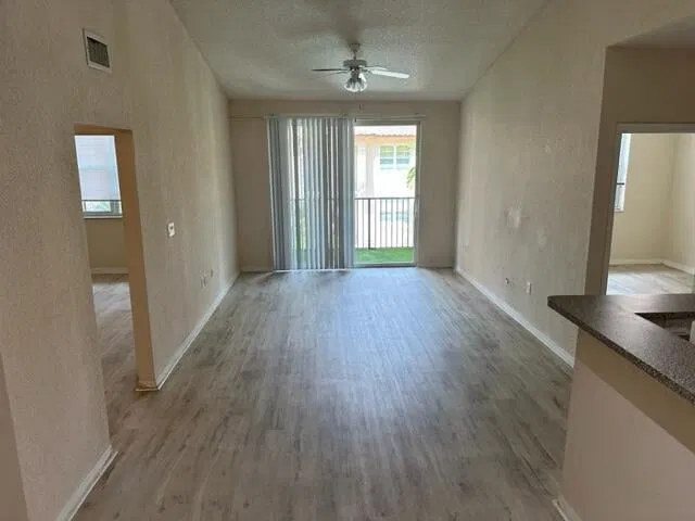 Downtown West Palm Beach Unit 312 photo 4