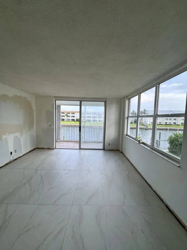  Unit 212 photo 11