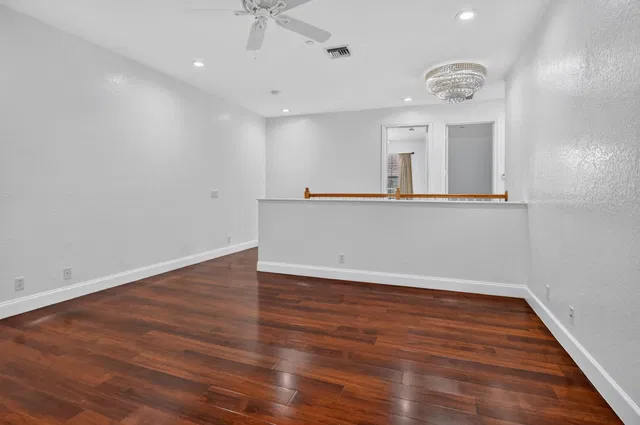 Residence photo 27