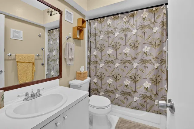 Residence photo 10