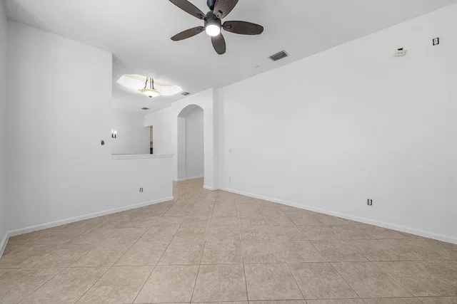 Residence photo 6