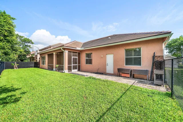 Residence photo 33