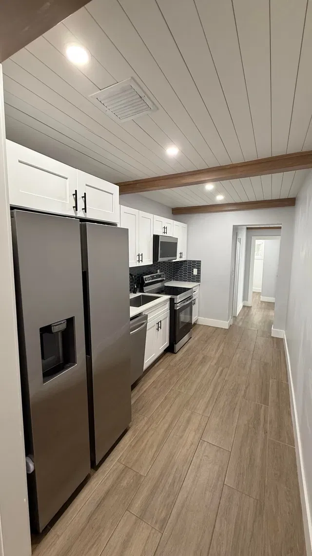  Residence photo 6