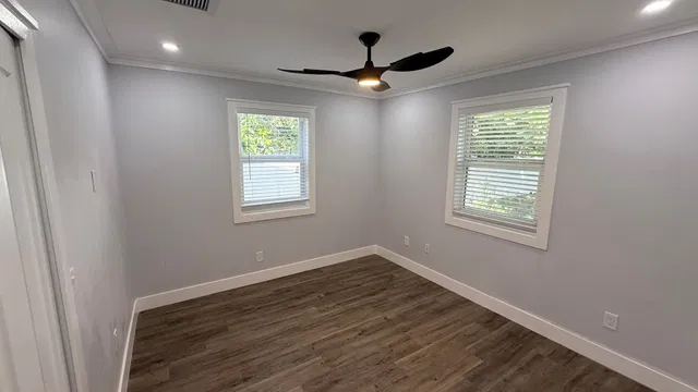  Residence photo 9