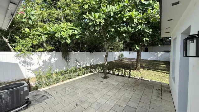  Residence photo 27