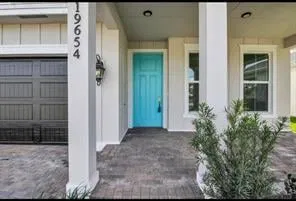 Residence photo 2