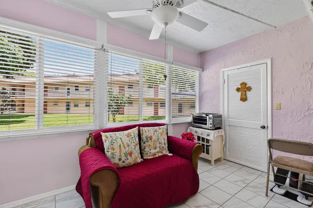  Unit 253 photo 9