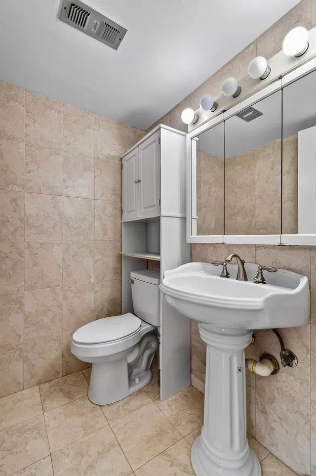  Unit 253 photo 11