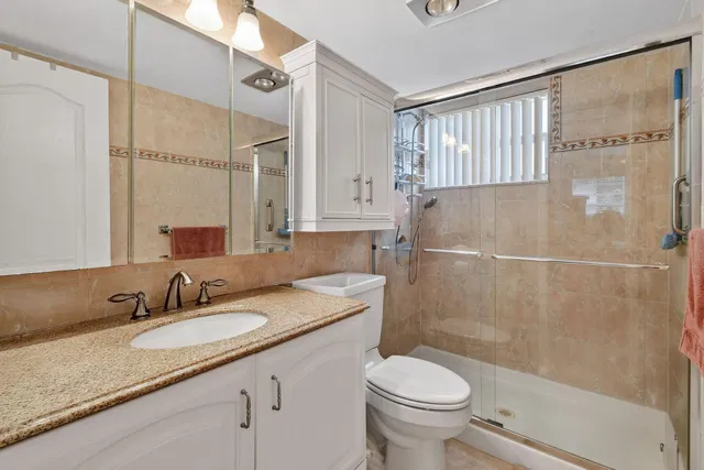  Unit 253 photo 16