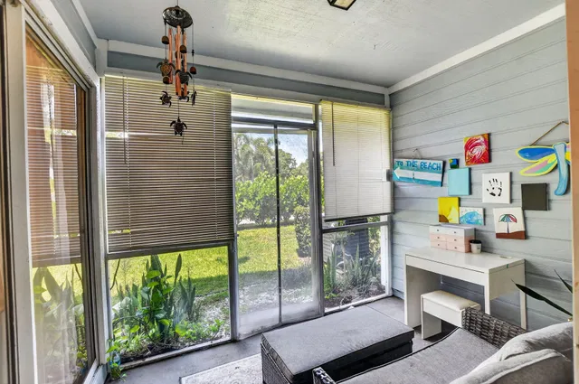  Residence photo 46