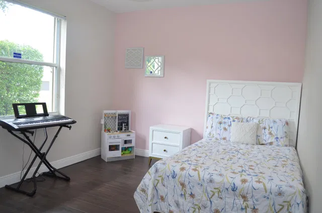 Residence photo 24