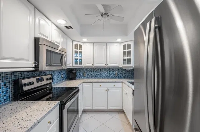 South Palm Beach Unit 509 photo 13