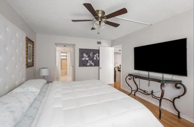 South Palm Beach Unit 509 photo 18