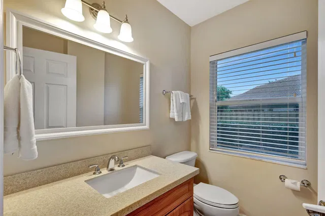  Residence photo 4