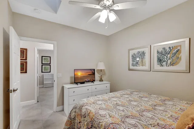  Residence photo 12