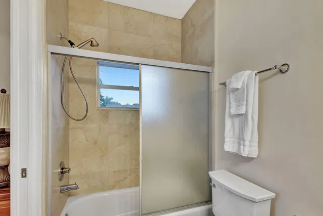  Residence photo 15